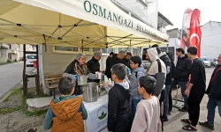 Bursa Osmangazi'de Cuma bereketi paylaşıldı