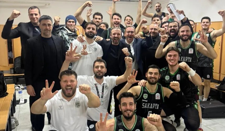 Sakarya Büyükşehir İzmir'den de galip döndü